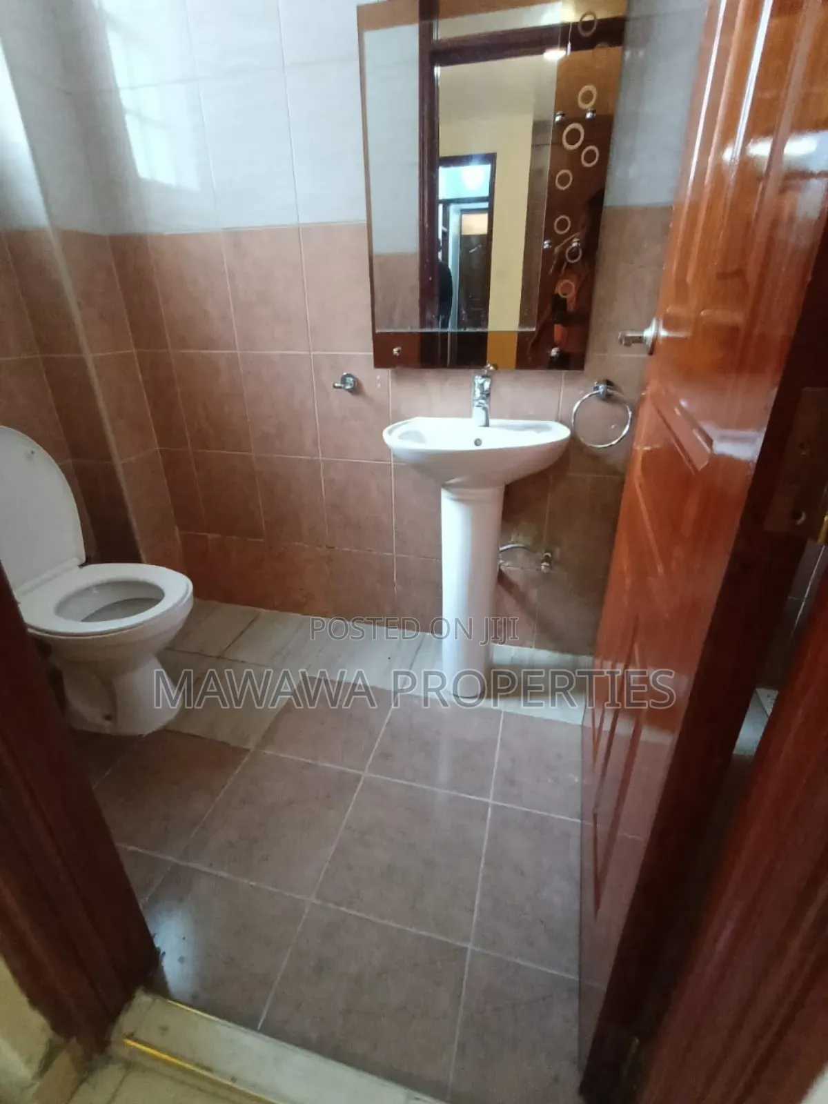 4bdrm Maisonette in South B for rent