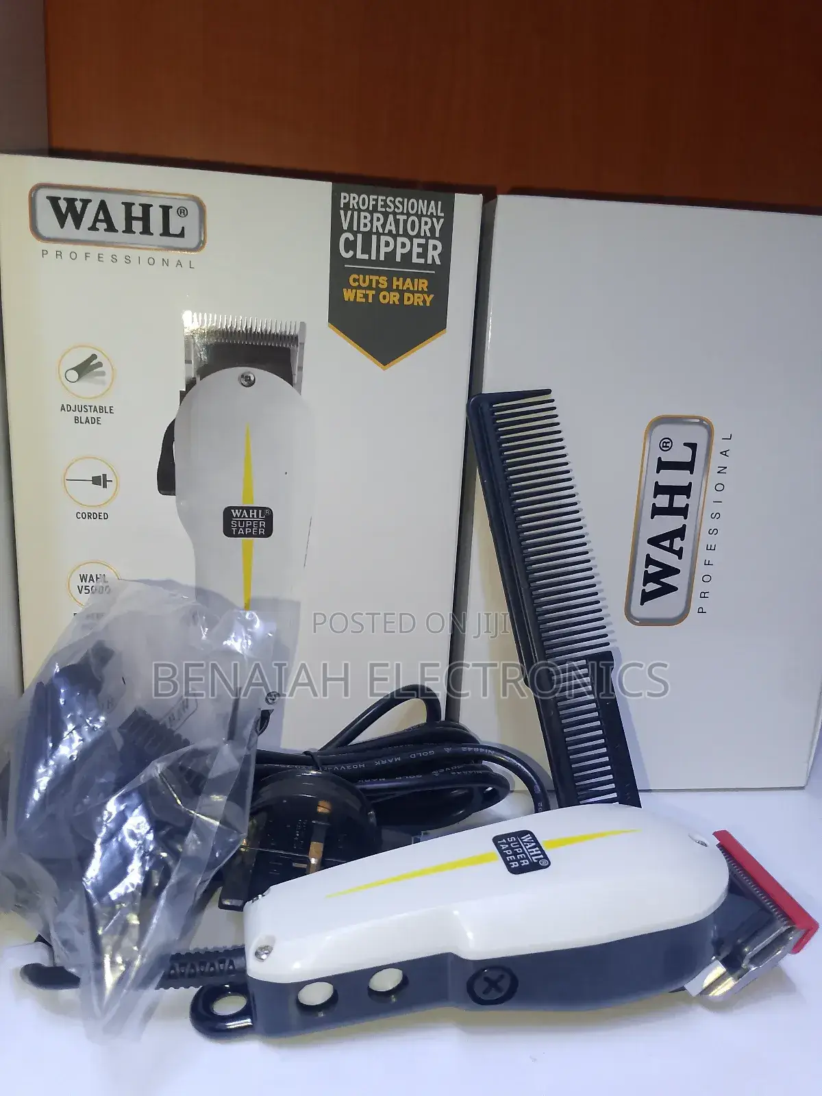 Wahl Shaving Machine . Professional Vibratory Clipper