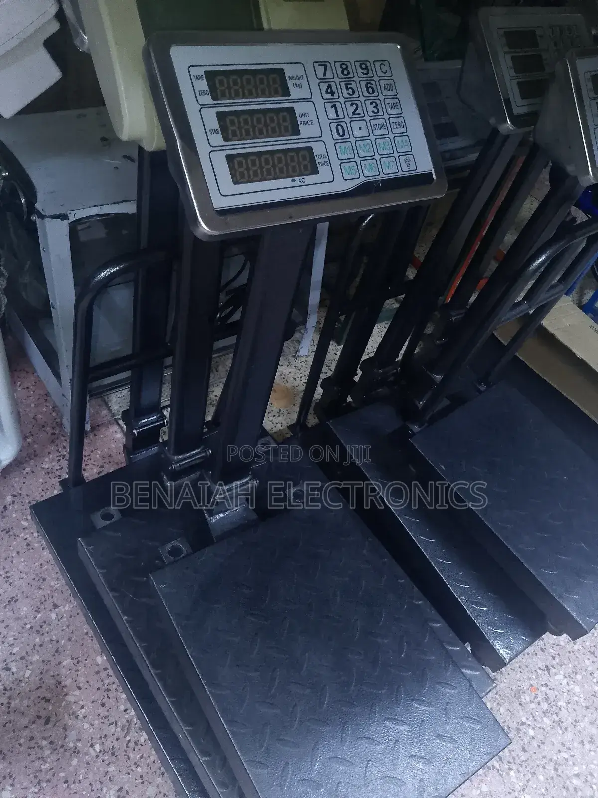 Commercial Weighing Scale (Wieghts Up to 300 Kgs)
