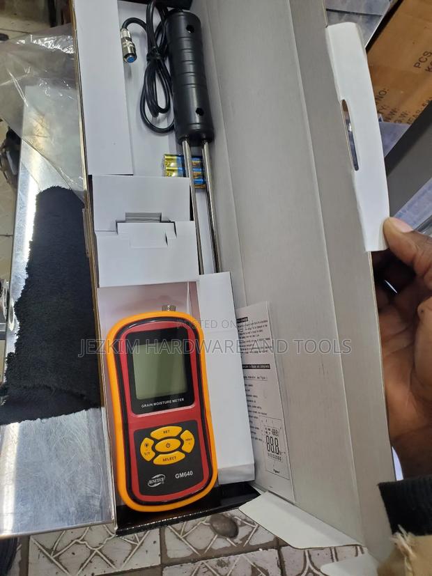 Moisture Meter - thumbnail 3