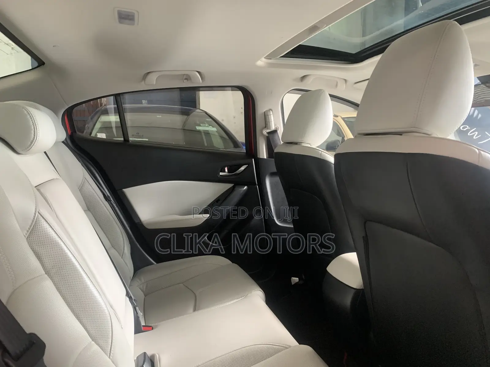 Mazda Axela 2018 Red