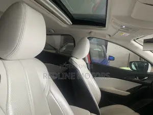 Mazda Axela 2018 Red