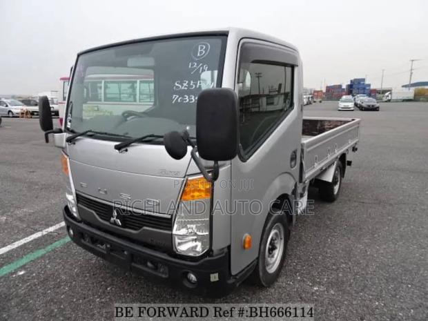 Front Door Mitsubishi Fuso