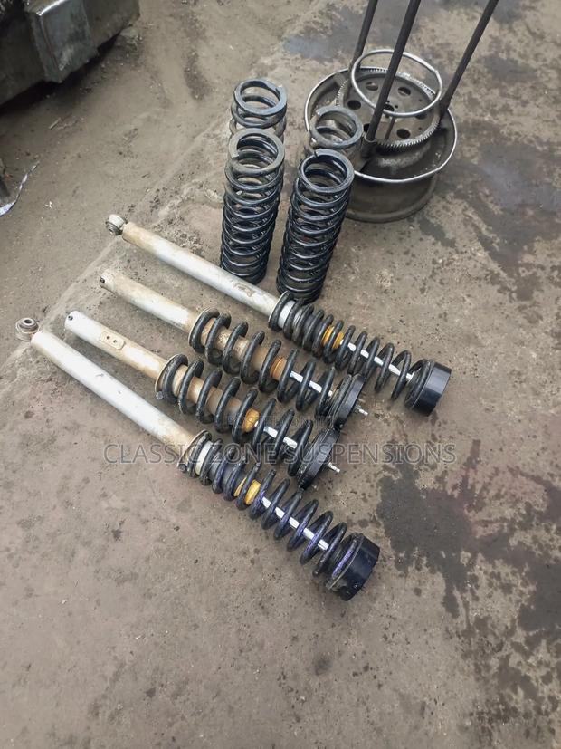 Mercedes S320 Shocks - thumbnail 2
