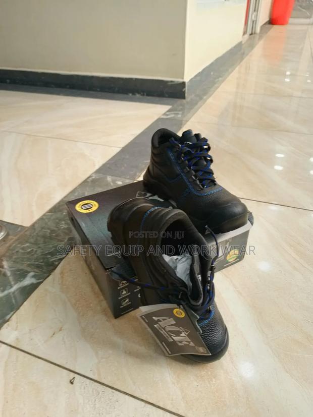 Ace Mamba Safety Boot With Premium Protection. - main view