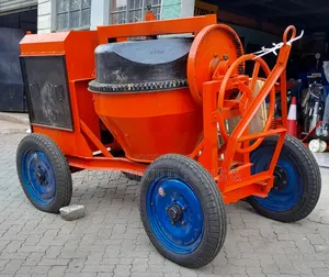 Titan Concrete Mixer 7.5hp Engine