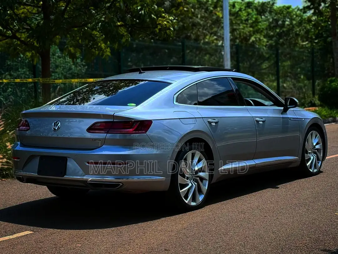 Volkswagen Arteon 2.0T SE R-Line w/19 AWD 4MOTION 2019 Silver