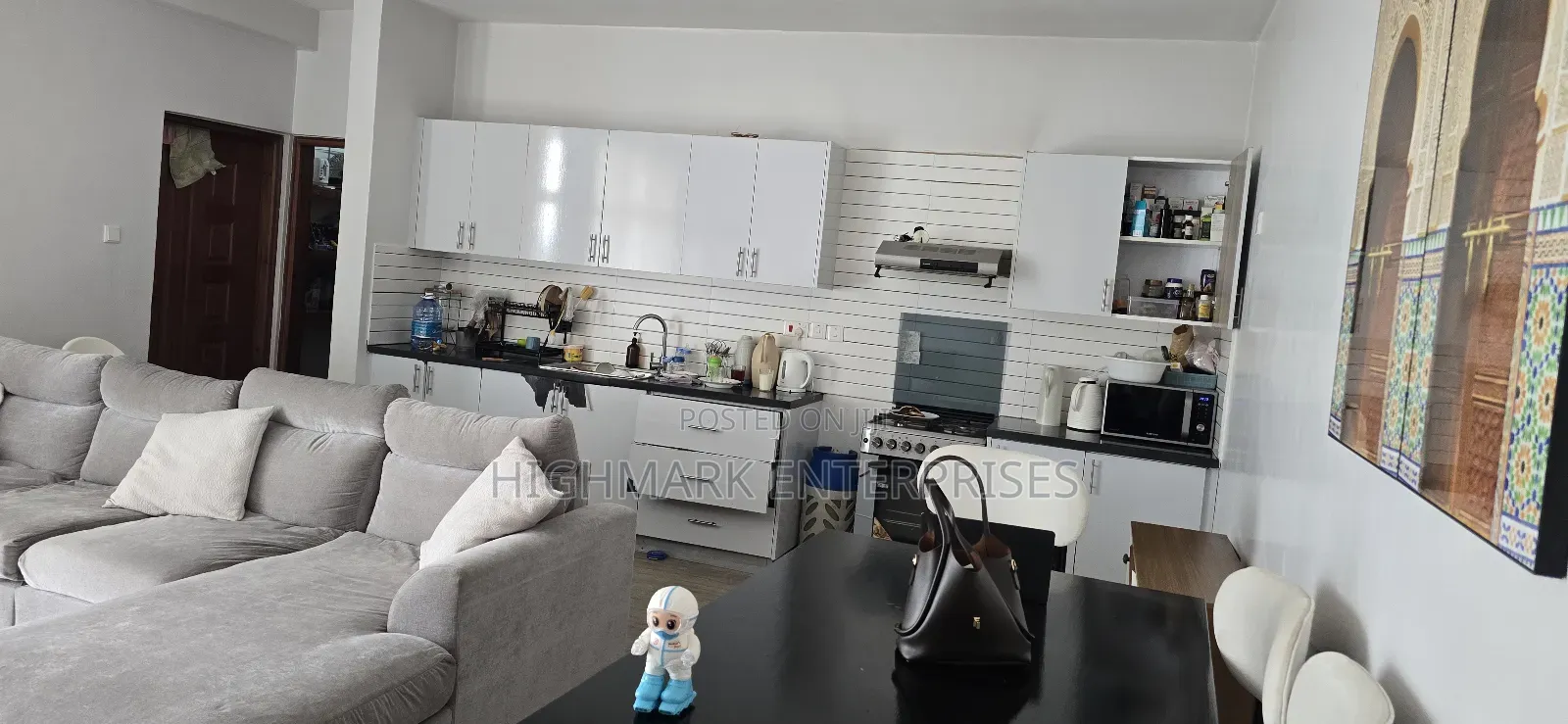 2bdrm Apartment in Muthaiga Square for sale