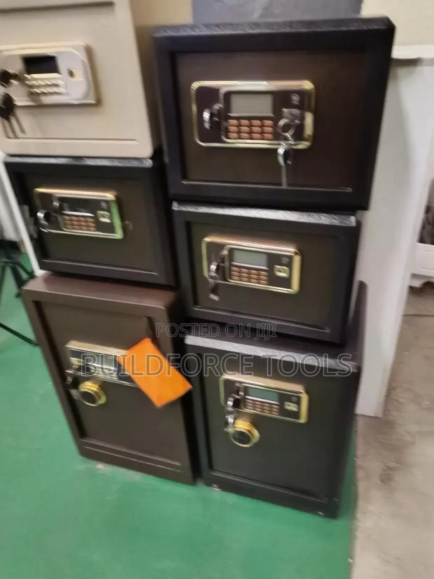 Cash Box Safe - main view