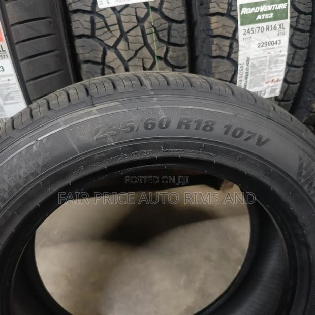 235/60r18 Kumho Tires - thumbnail 3