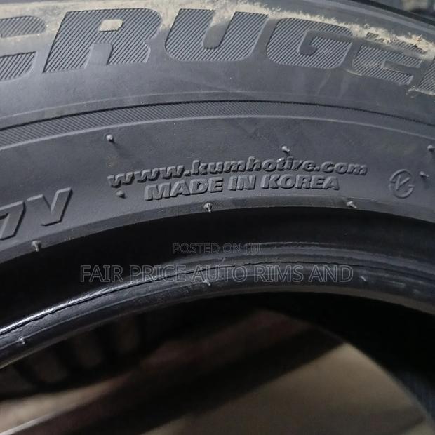 235/60r18 Kumho Tires - thumbnail 4