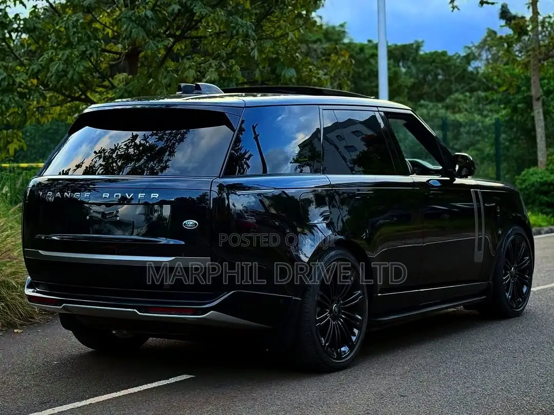 Land Rover Range Rover Vogue 2022 Black