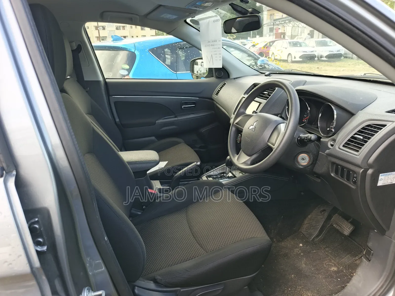 Mitsubishi RVR 2018 Gray