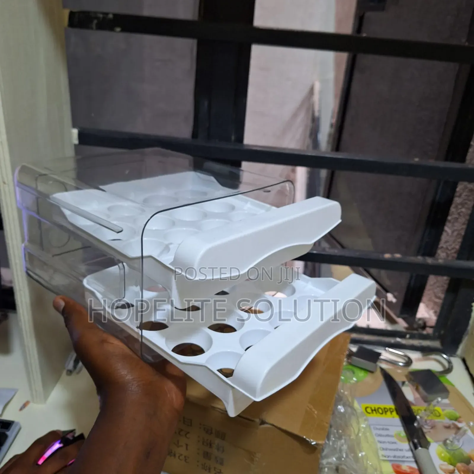 32 Eggs Storage Box