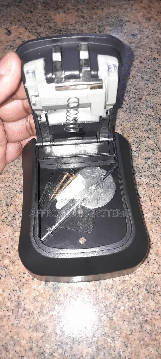 Key Guard / Keylock - thumbnail 3