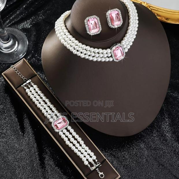 3 Piece Pearl Set Necklace, Earrings and Bracelet