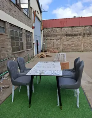 Leather Dining Chairs With Strong Dining Table