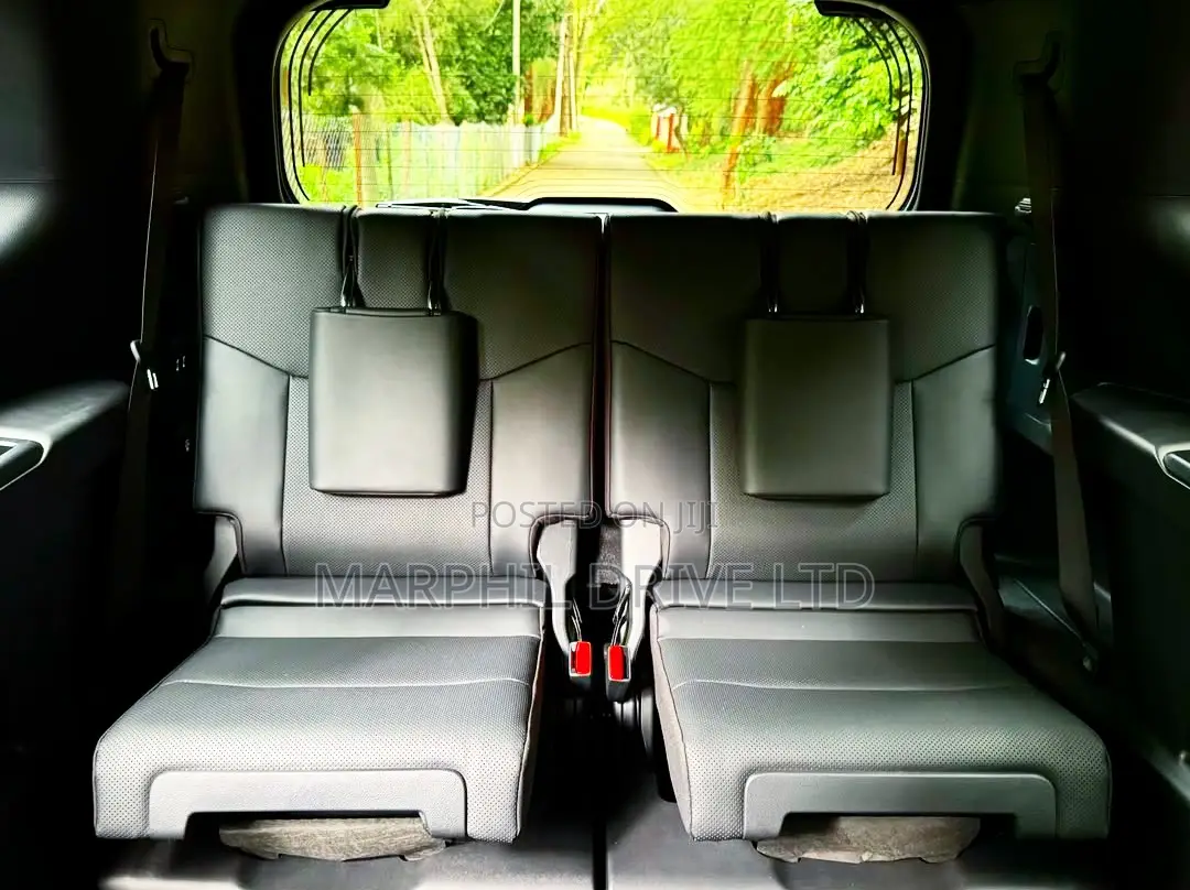 New Lexus GX 2025 Gray