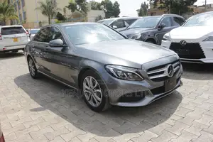 Mercedes-Benz C200 2018 Gray