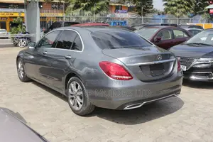 Mercedes-Benz C200 2018 Gray