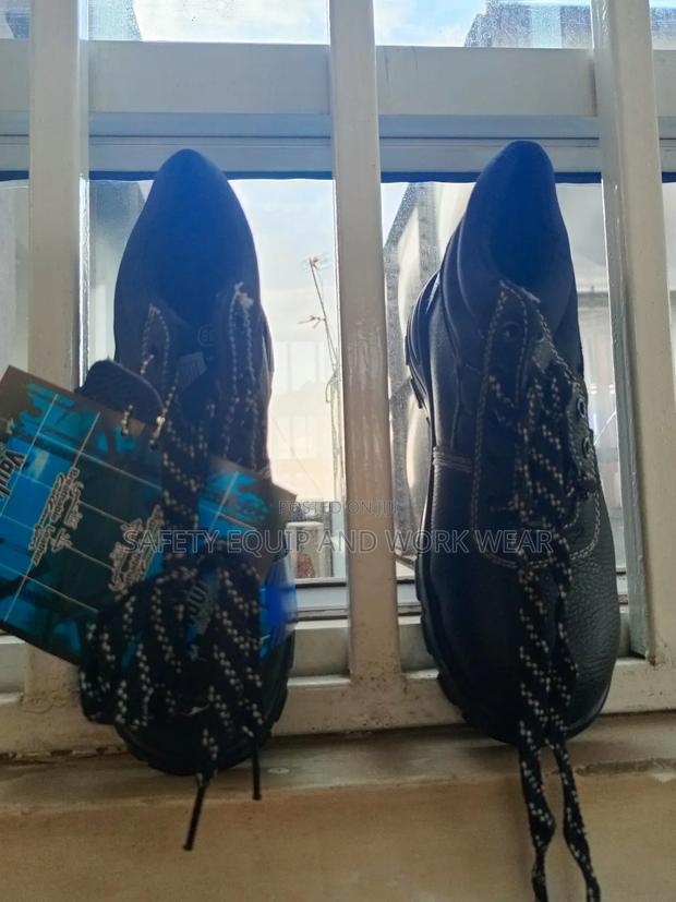 Vaultex Safety Boot Trusted By Technicians