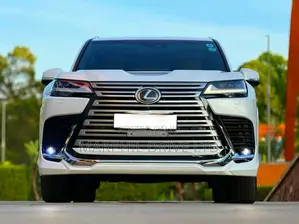 Lexus LX 2023 White