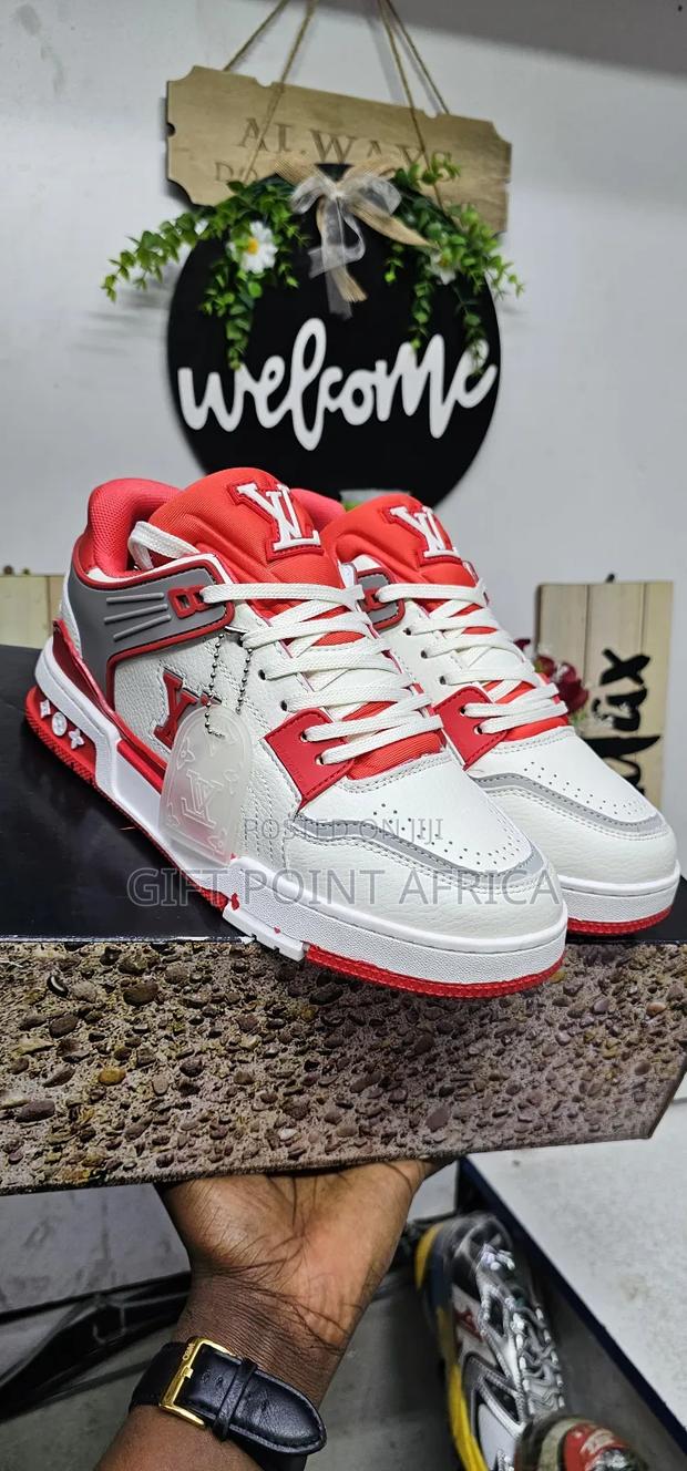 Louis Vuitton New Sneakers - thumbnail 4