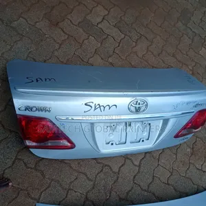 Prime Performance Quality Toyota Crown Boot