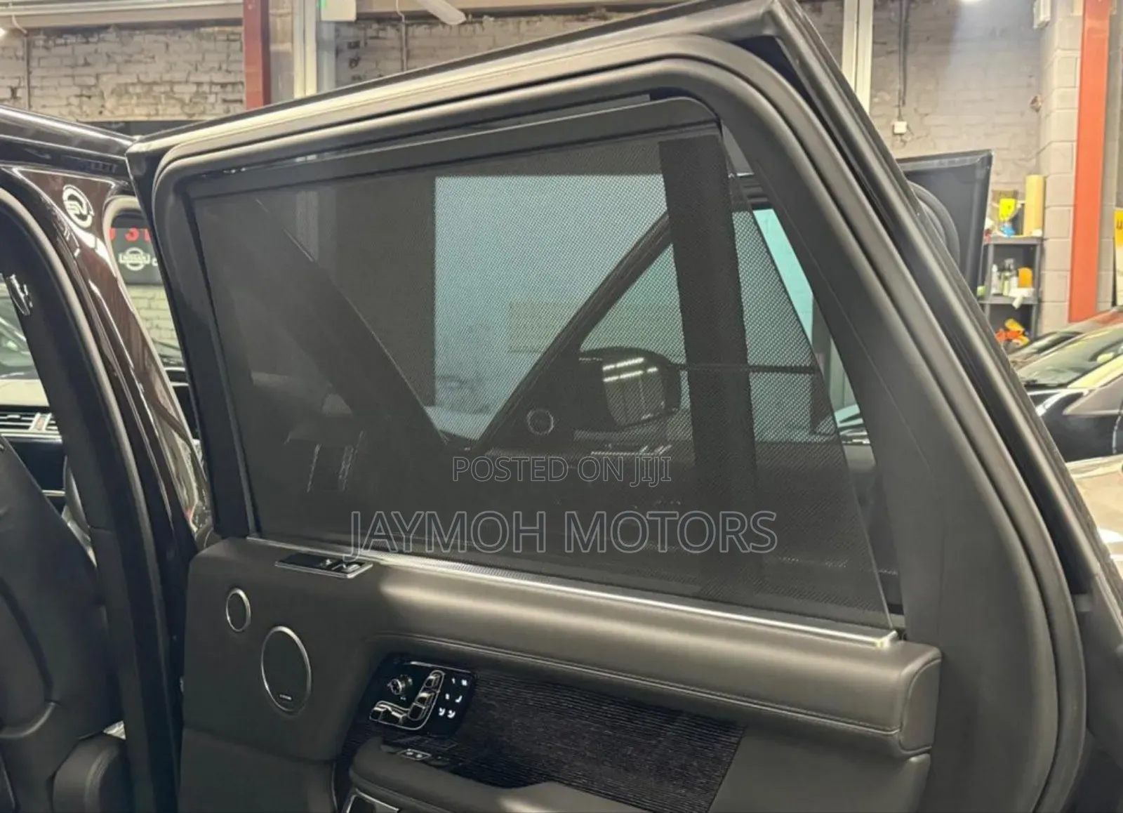 Land Rover Range Rover Vogue 2020 Black