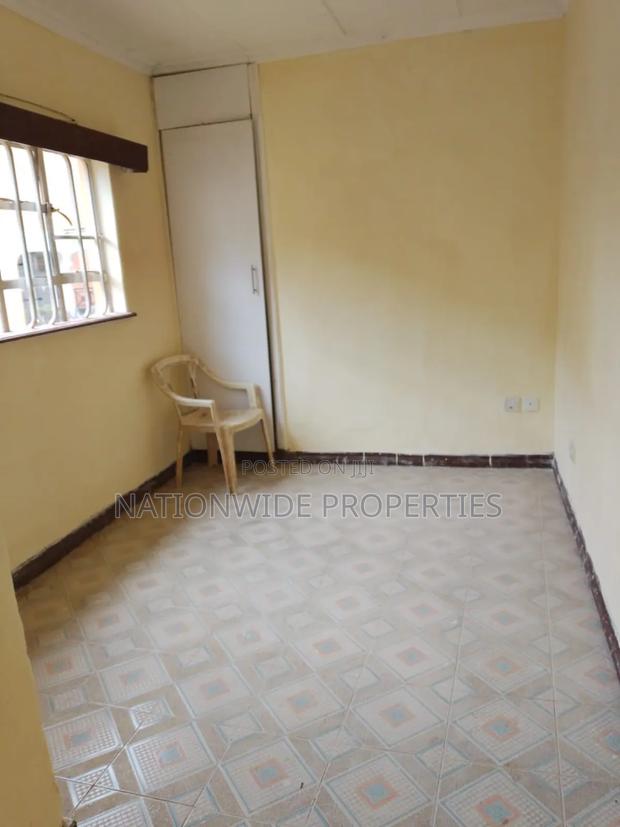 Studio Apartment in Valley Arcade for rent - thumbnail 2