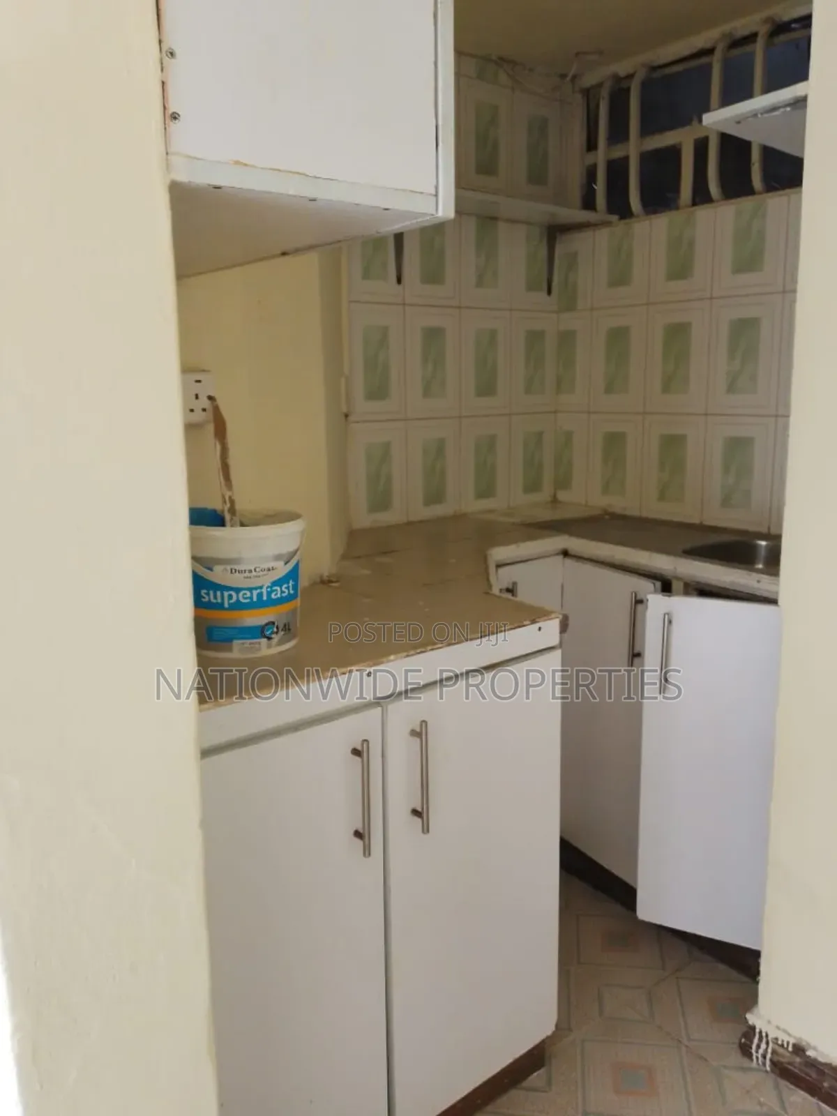 Studio Apartment in Valley Arcade for rent