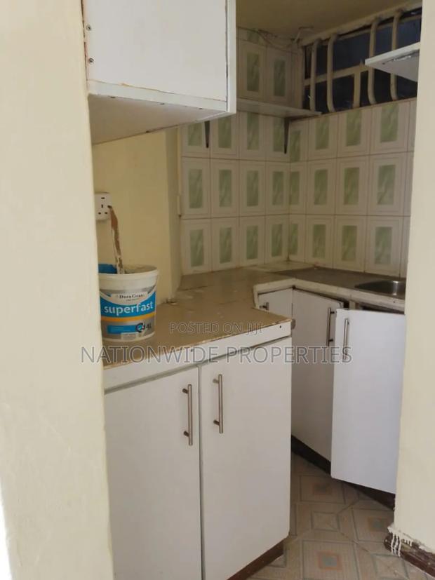 Studio Apartment in Valley Arcade for rent - thumbnail 3