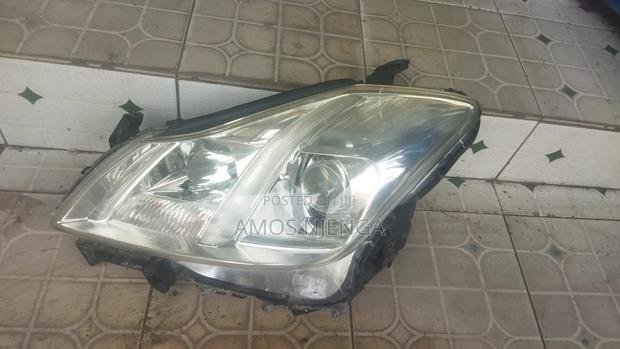 Toyota Crown Grs202 Xenon Headlight - thumbnail 2