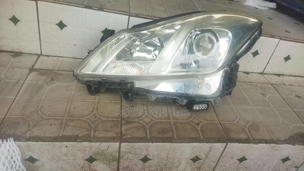 Toyota Crown Grs202 Xenon Headlight - thumbnail 3