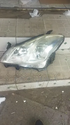 Toyota Crown Grs202 Xenon Headlight
