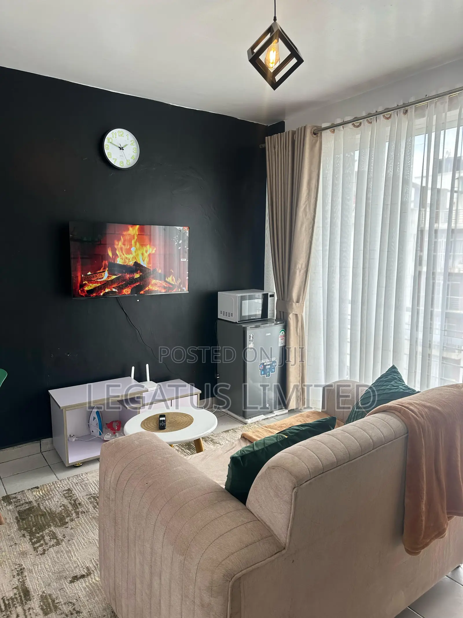 Studio Airbnb , Racecourse Near the Junction Mall - Legatus Cozy Homes