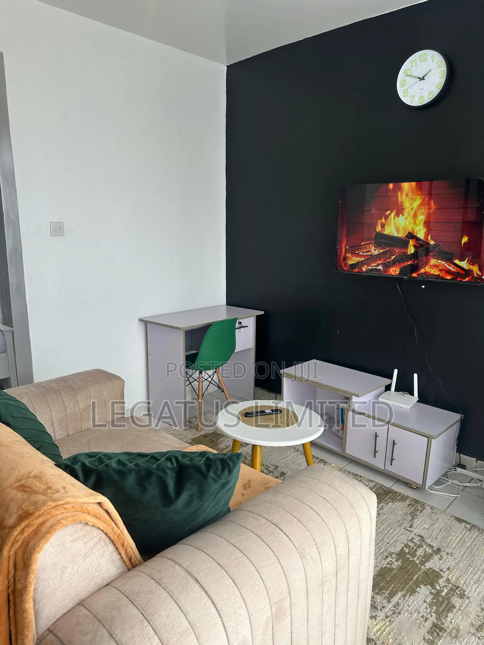 Studio Airbnb , Racecourse Near the Junction Mall - Legatus Cozy Homes
