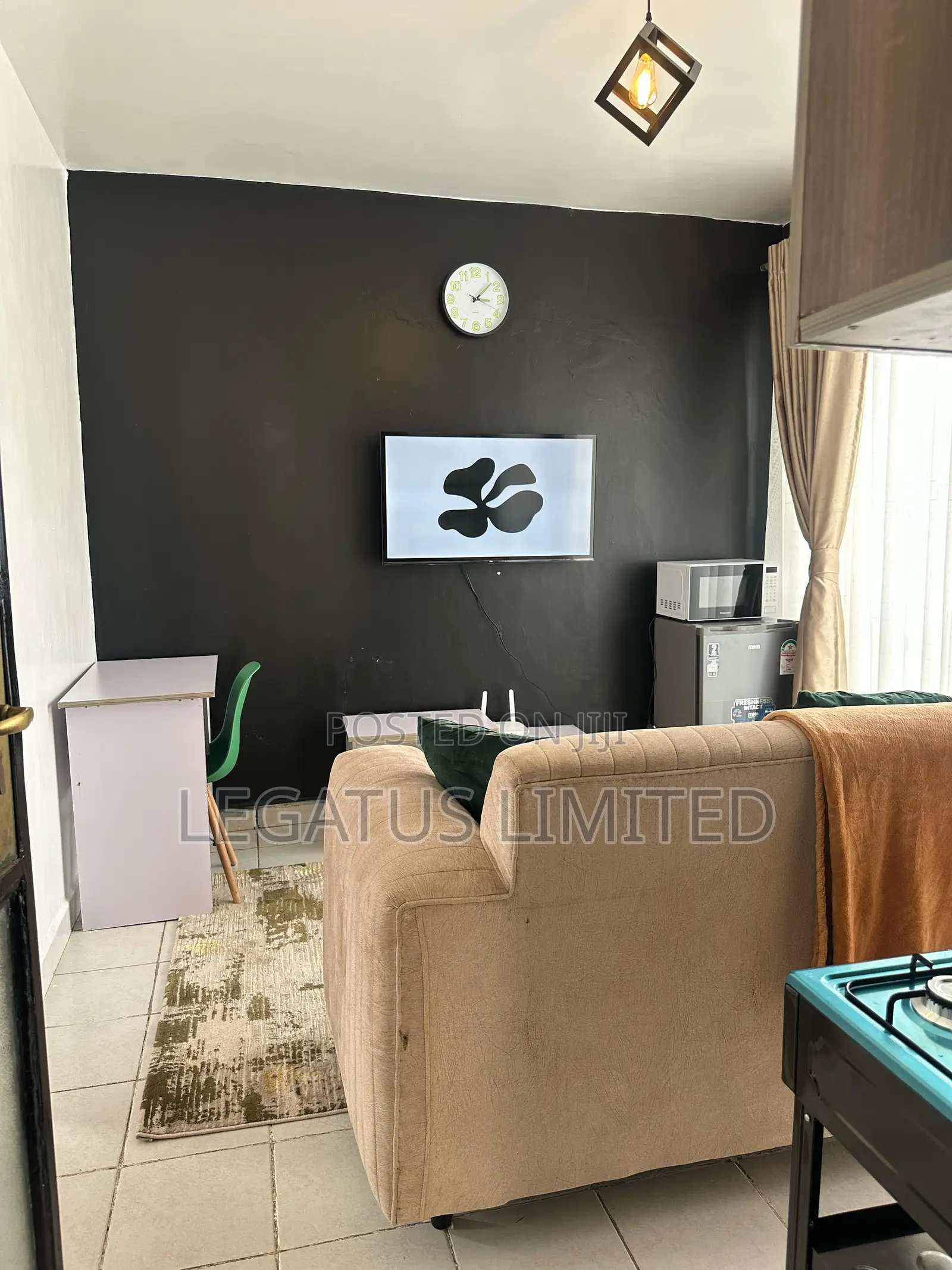 Studio Airbnb , Racecourse Near the Junction Mall - Legatus Cozy Homes