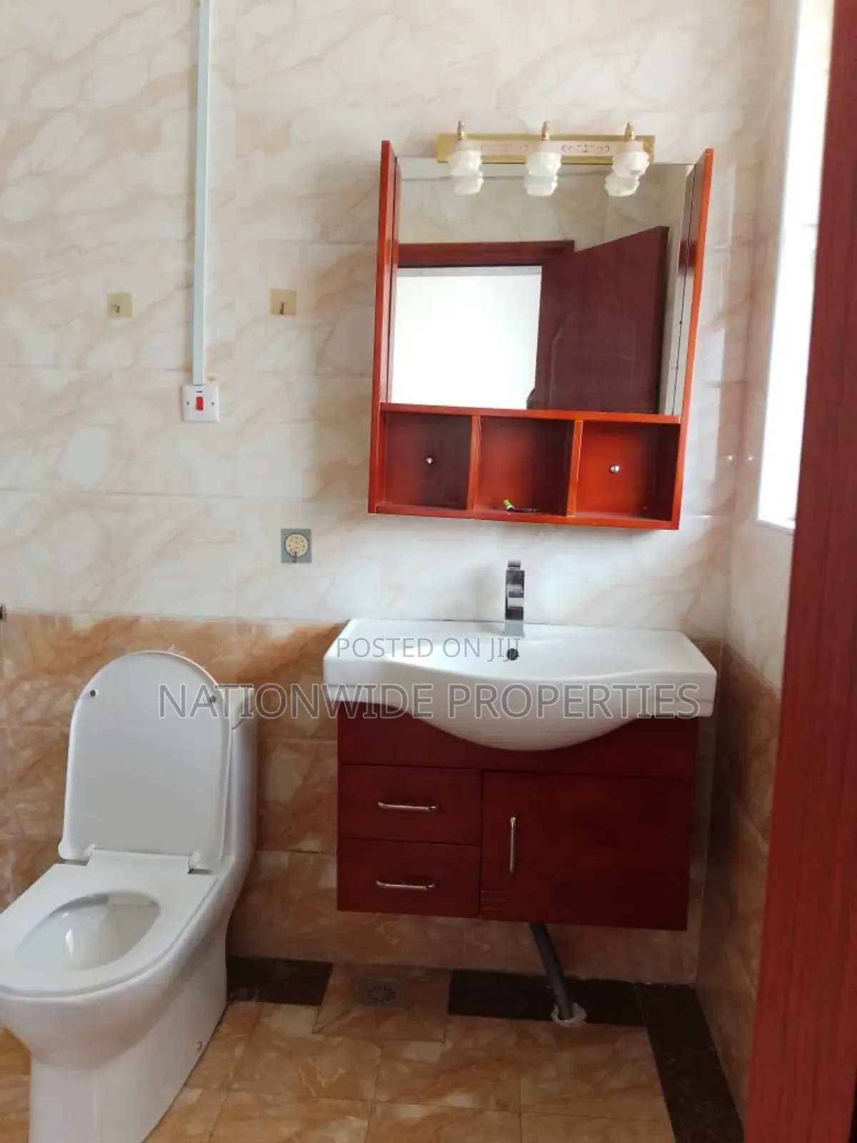 3bdrm Apartment in Kilimani for rent