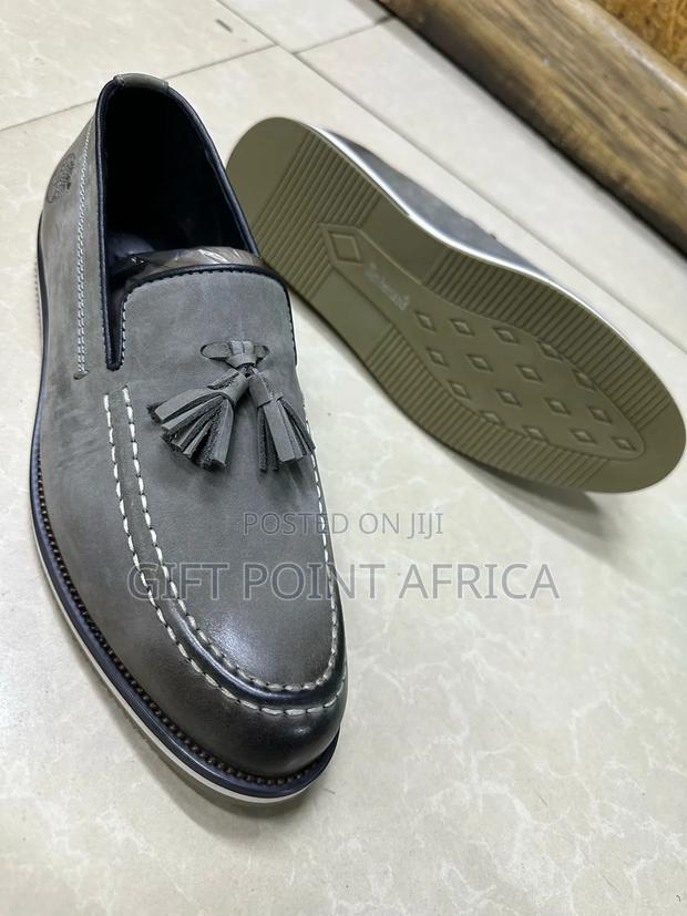 Grey Leather Timberland Low Cut Shoes - thumbnail 2