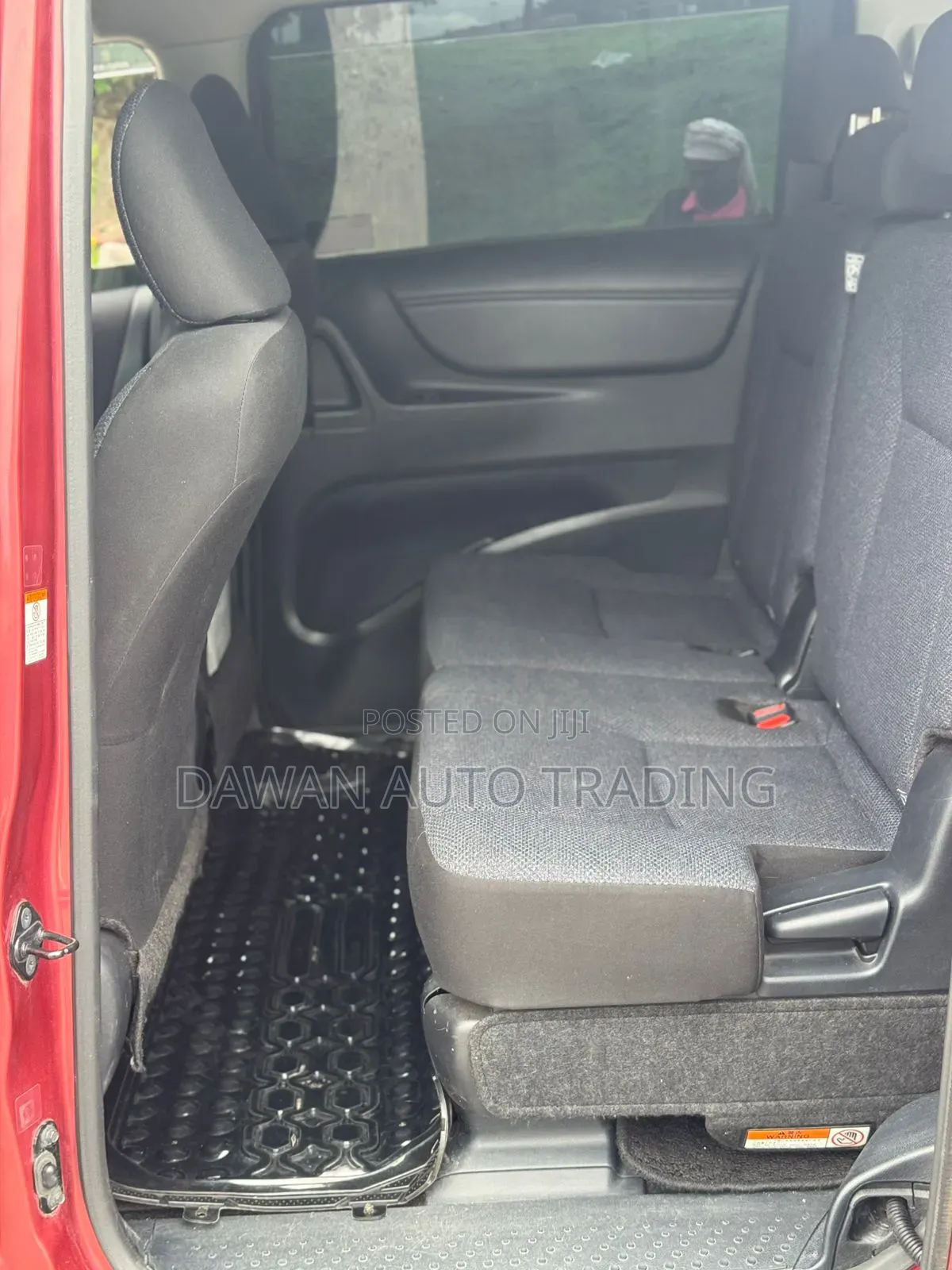 Toyota Sienta 2017 Red