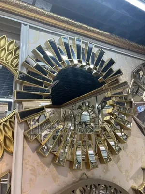 Sunburst Round Decorative Mirror