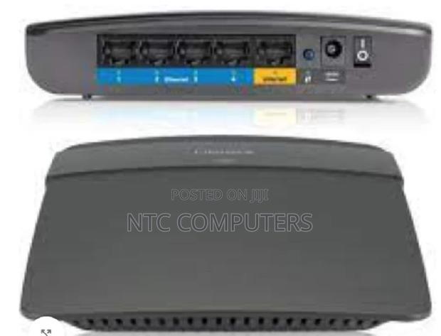 Linksys E900 Wireless Router N300 ( E900-Me ) - main view