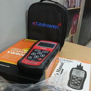 Car Diagnostic Tool Digital Obd 2 With Cable Konnwei Kw808