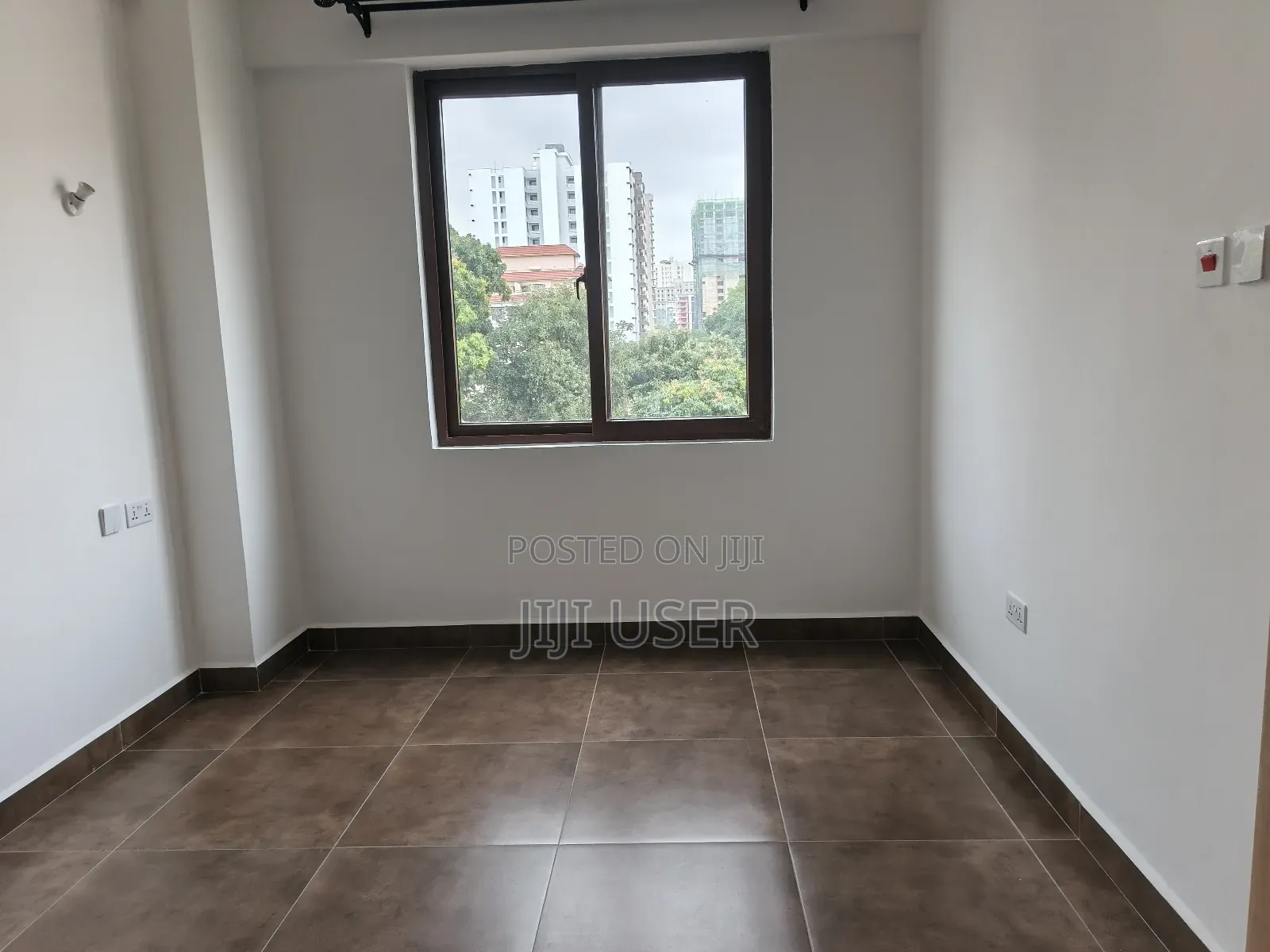 3bdrm Apartment in Parklands for rent