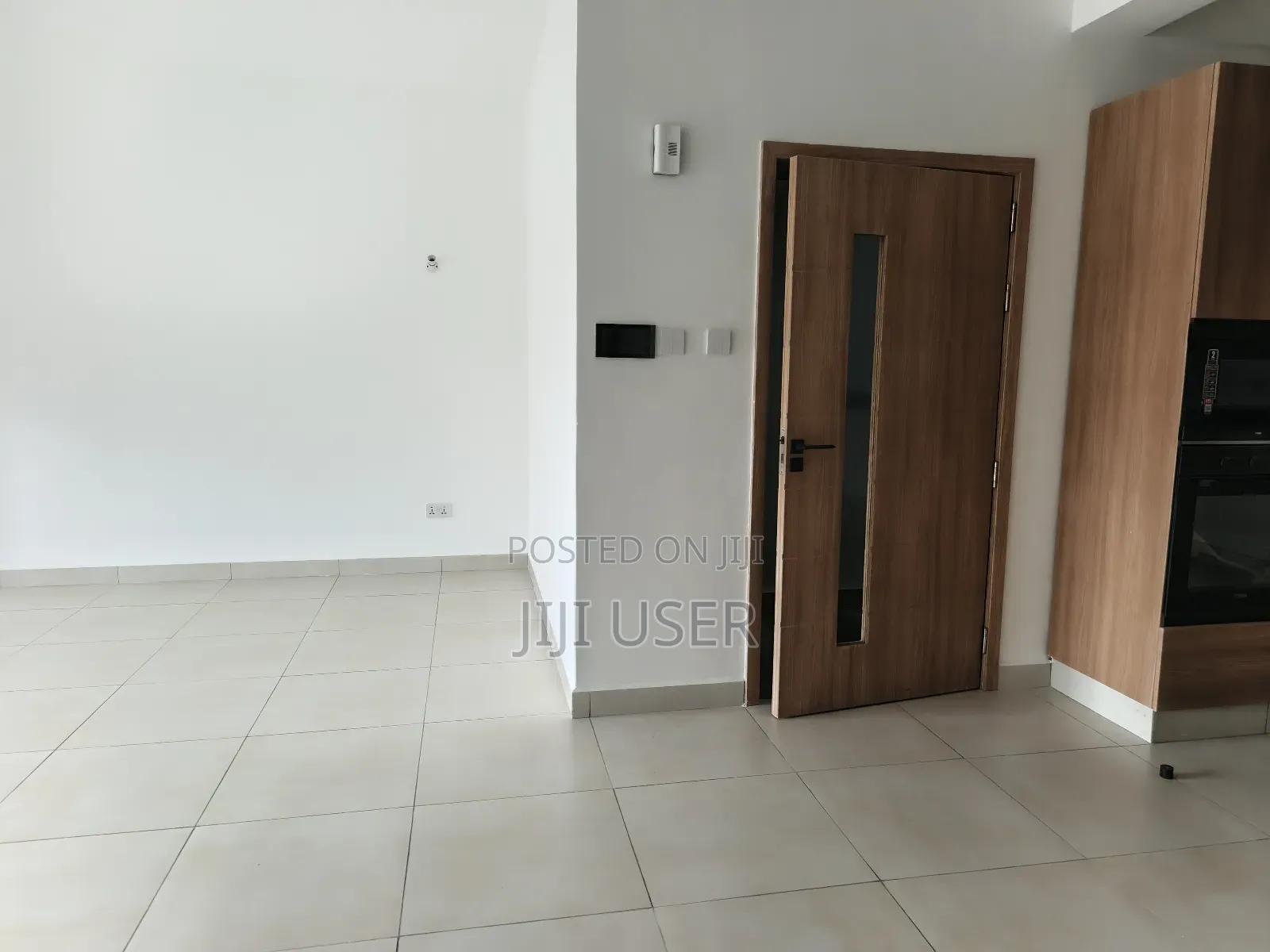 3bdrm Apartment in Parklands for rent