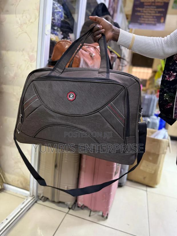 Brown  Large Quality Duffle Unisex Bag at 1400