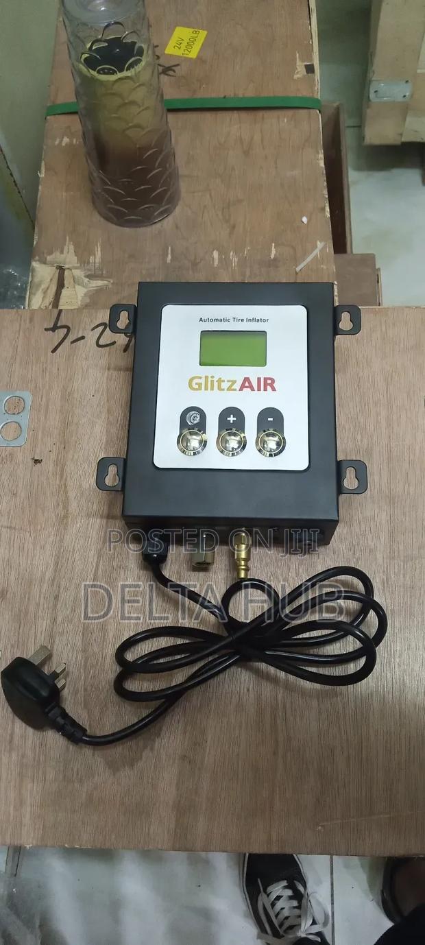 Smart Digital Automatic Portable Tire Inflator - main view