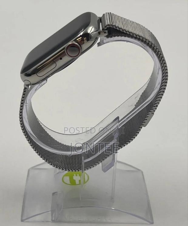 Watch Series 9 45mm - thumbnail 3