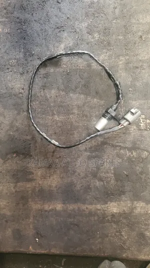 Crankshaft Sensor 2kd Toyota Hiace, Prado, Hilux